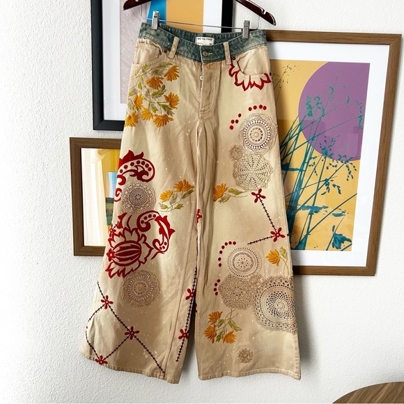 New Free People Falling Love Wide Leg Jeans Floral Embroidered Crochet - Picture 6 of 9